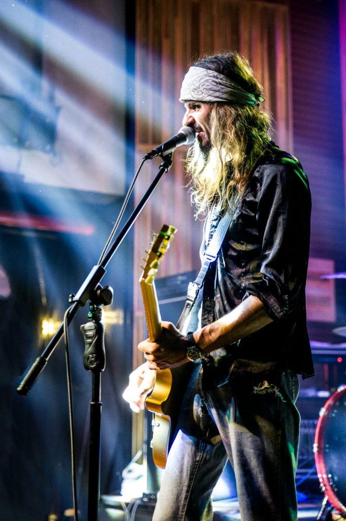 d8eaf92bgw1evg4q3z861j20au0gota7 Octopuss Band playing at Changzhou MiGong Livehouse 2015