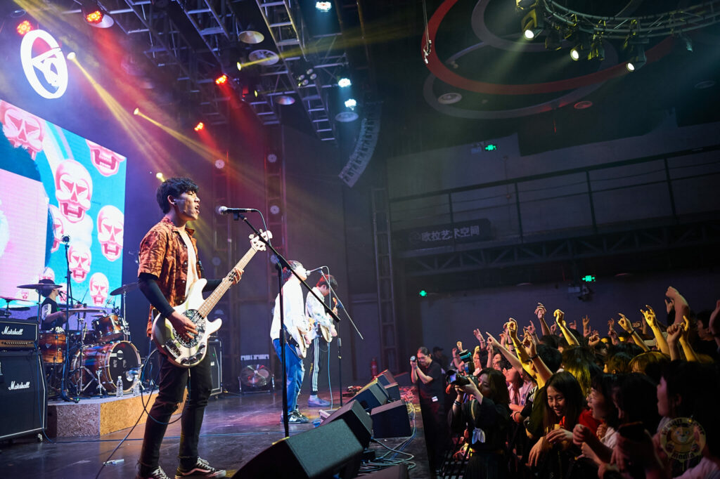 D3S_5109-682x1024 葡萄不愤怒乐队 at Ola Livehouse Nanjing China 2019