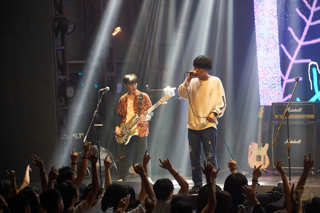 D3S_5109-682x1024 葡萄不愤怒乐队 at Ola Livehouse Nanjing China 2019
