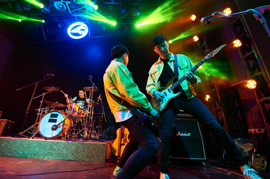 mmexport1558246265011_1 熊猫眼乐队 playing at Ola livehouse in Nanjing China