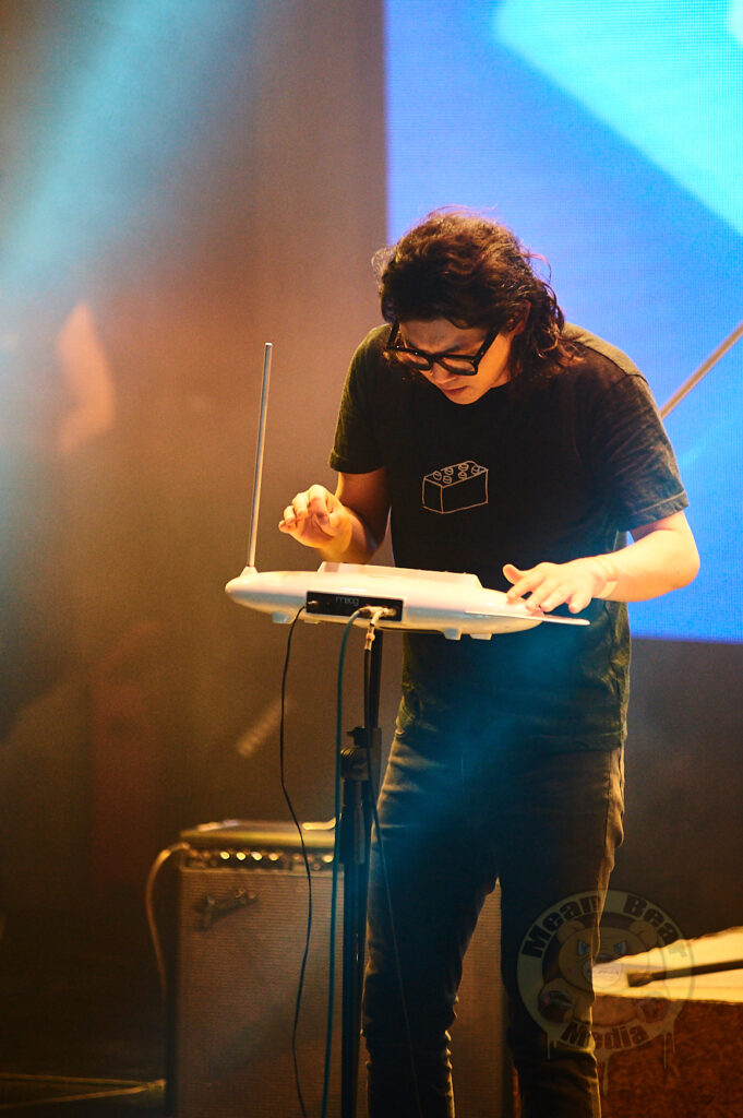 NDF_6254-682x1024 冷冻街乐队 playing at Ola Livehouse in Nanjing China 2019