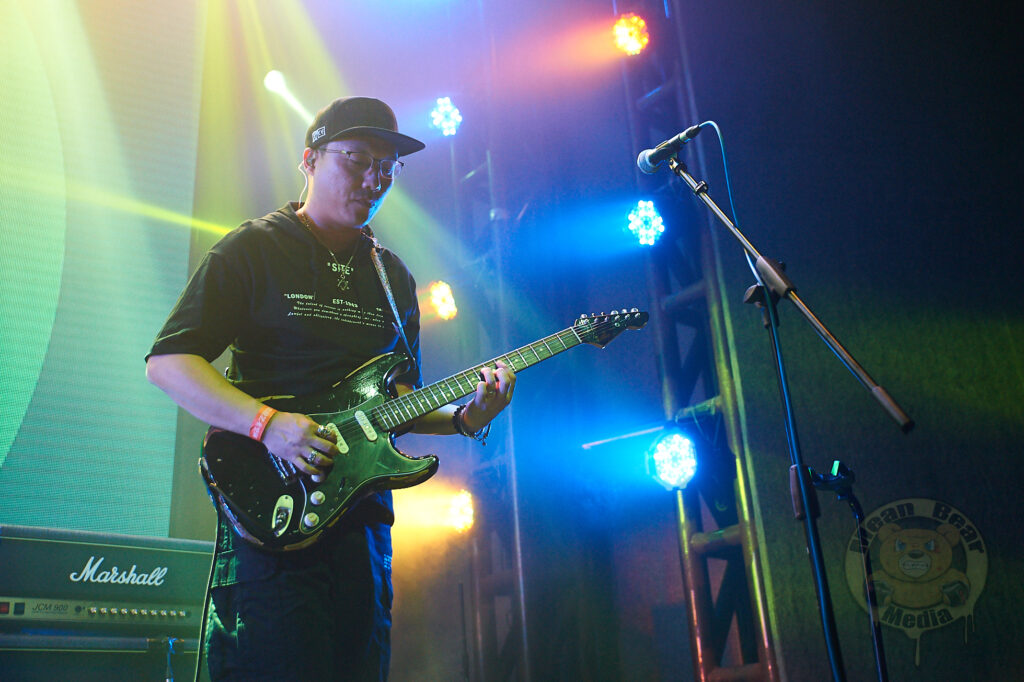 NDF_6254-682x1024 冷冻街乐队 playing at Ola Livehouse in Nanjing China 2019