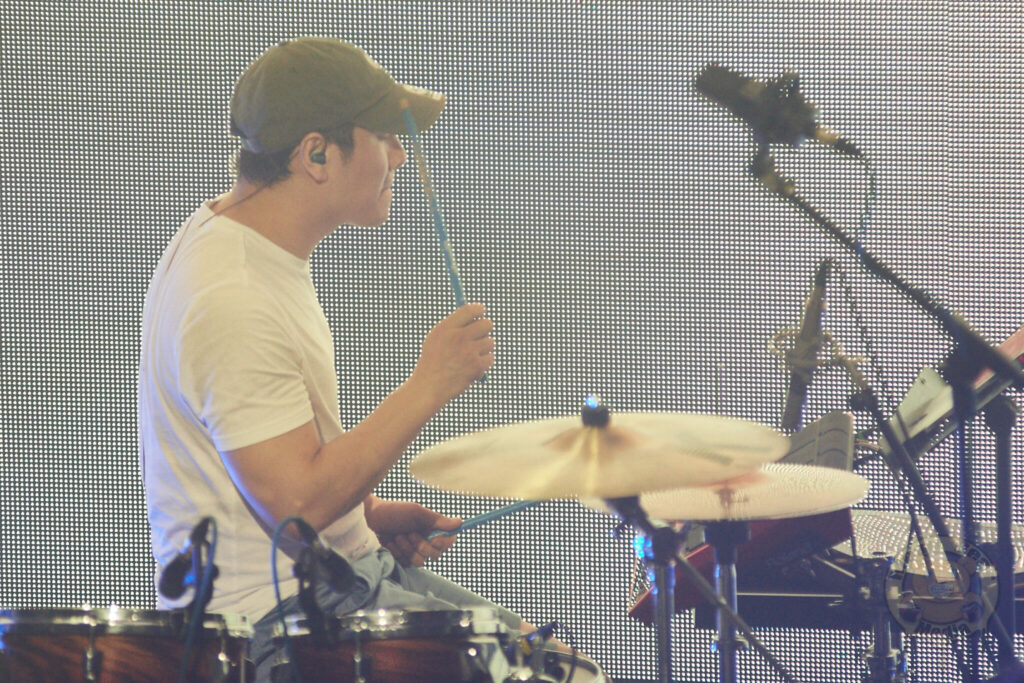 NDF_6254-682x1024 冷冻街乐队 playing at Ola Livehouse in Nanjing China 2019