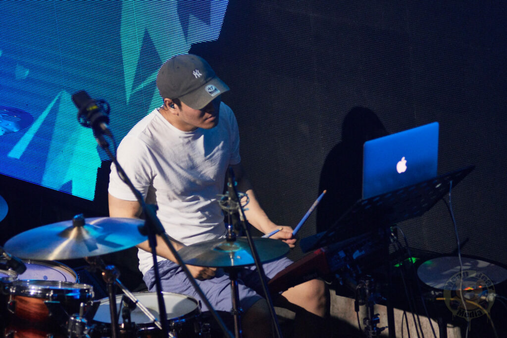 NDF_6254-682x1024 冷冻街乐队 playing at Ola Livehouse in Nanjing China 2019