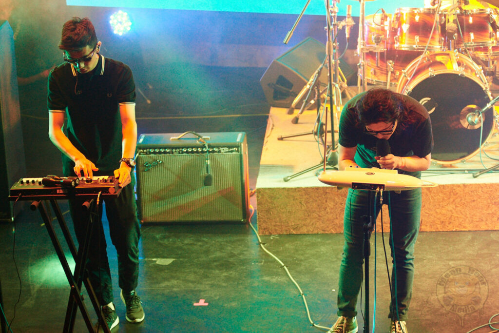 NDF_6254-682x1024 冷冻街乐队 playing at Ola Livehouse in Nanjing China 2019