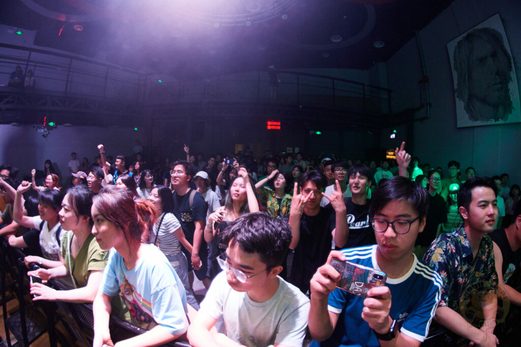 NDF_6254-682x1024 冷冻街乐队 playing at Ola Livehouse in Nanjing China 2019