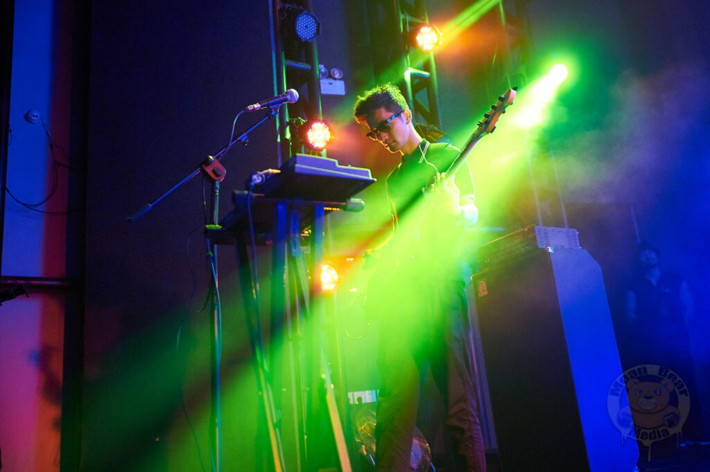 NDF_6254-682x1024 冷冻街乐队 playing at Ola Livehouse in Nanjing China 2019