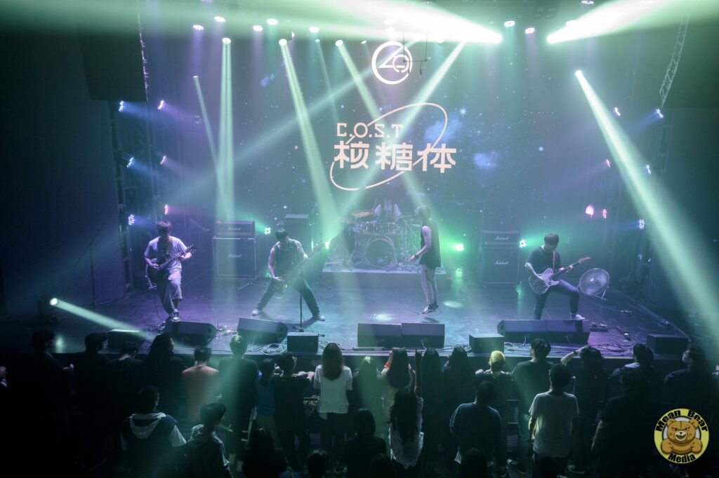 D3S_3850-682x1024 核糖体乐队 playing at Ola Livehouse in Nanjing China 2019