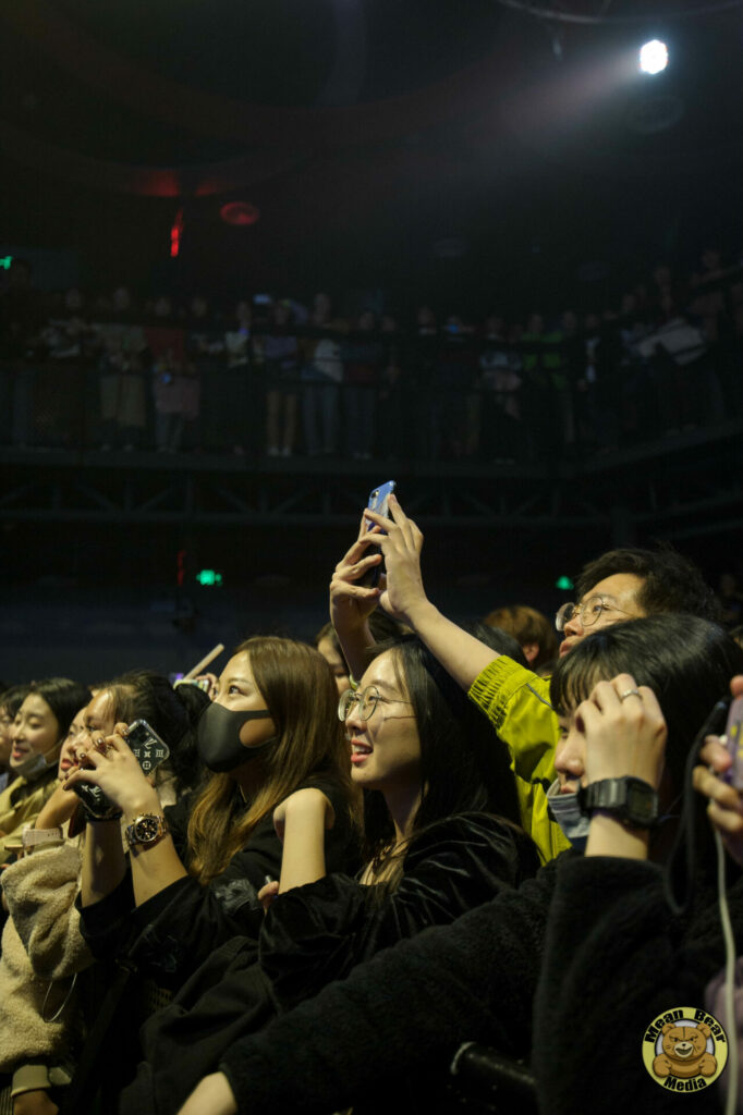 DSC_5947-683x1024 余佳运 playing in Ola Livehouse in Nanjing China 2019