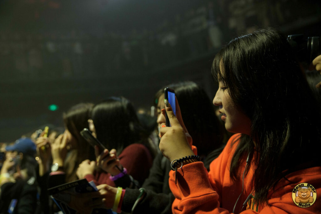 DSC_5947-683x1024 余佳运 playing in Ola Livehouse in Nanjing China 2019