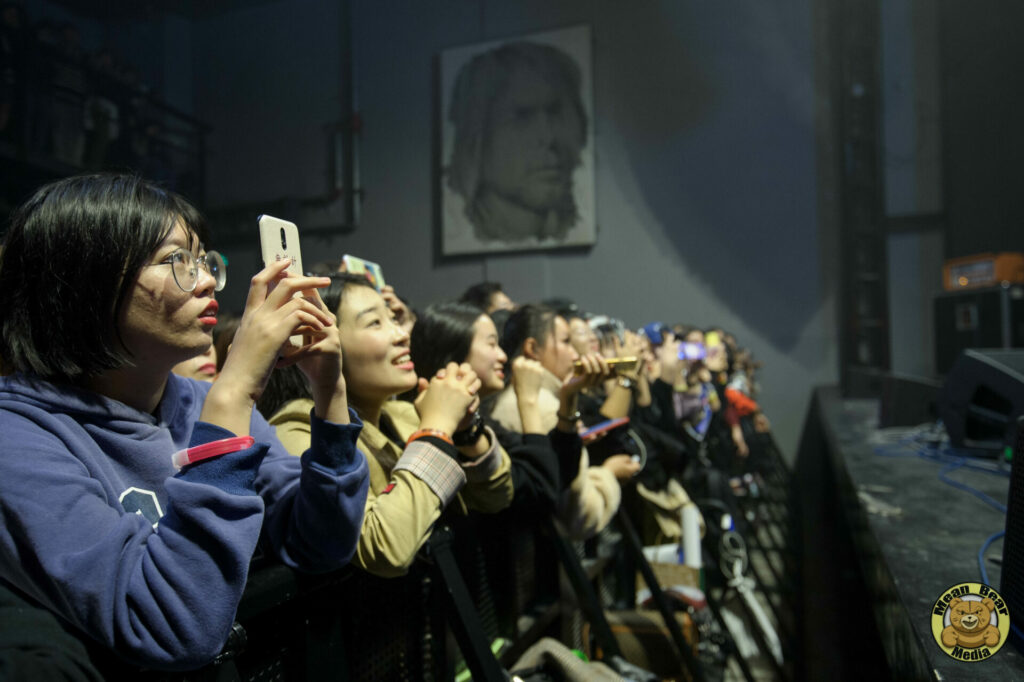 DSC_5947-683x1024 余佳运 playing in Ola Livehouse in Nanjing China 2019