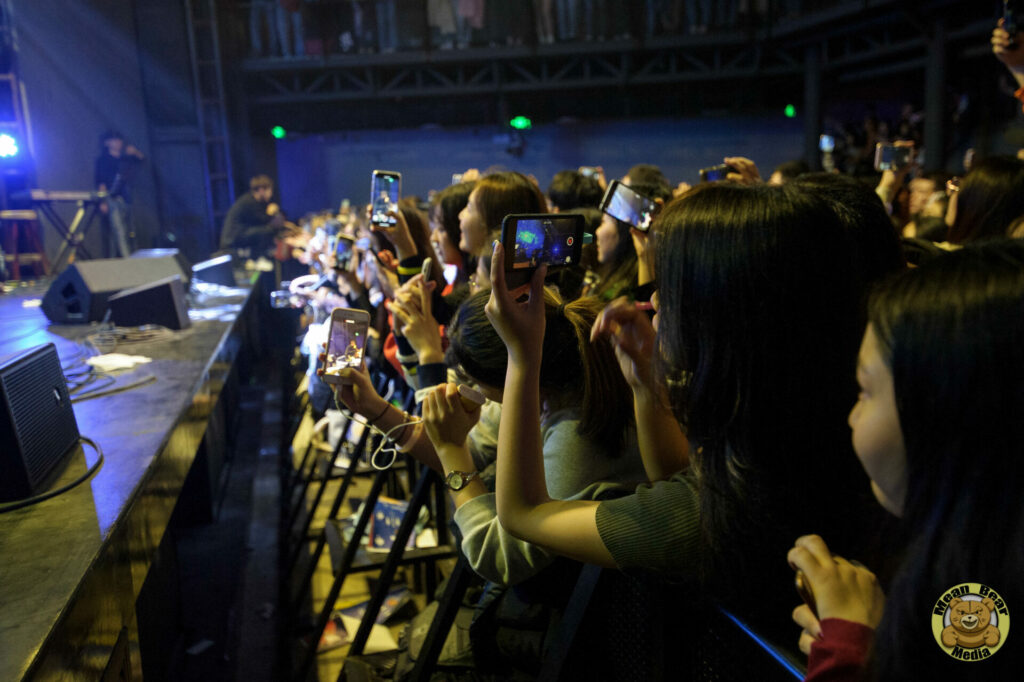 DSC_5947-683x1024 余佳运 playing in Ola Livehouse in Nanjing China 2019