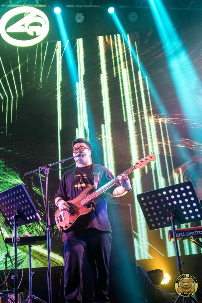 DSC_5947-683x1024 余佳运 playing in Ola Livehouse in Nanjing China 2019