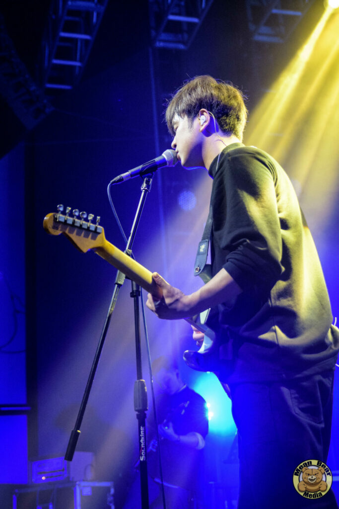 DSC_5947-683x1024 余佳运 playing in Ola Livehouse in Nanjing China 2019