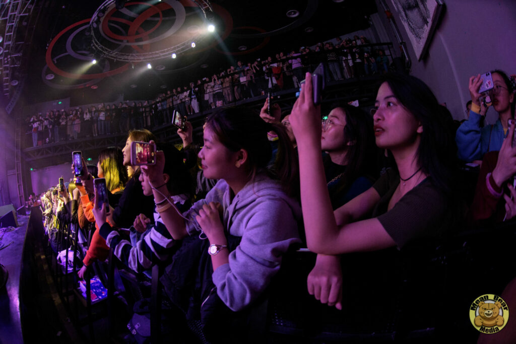 DSC_5947-683x1024 余佳运 playing in Ola Livehouse in Nanjing China 2019