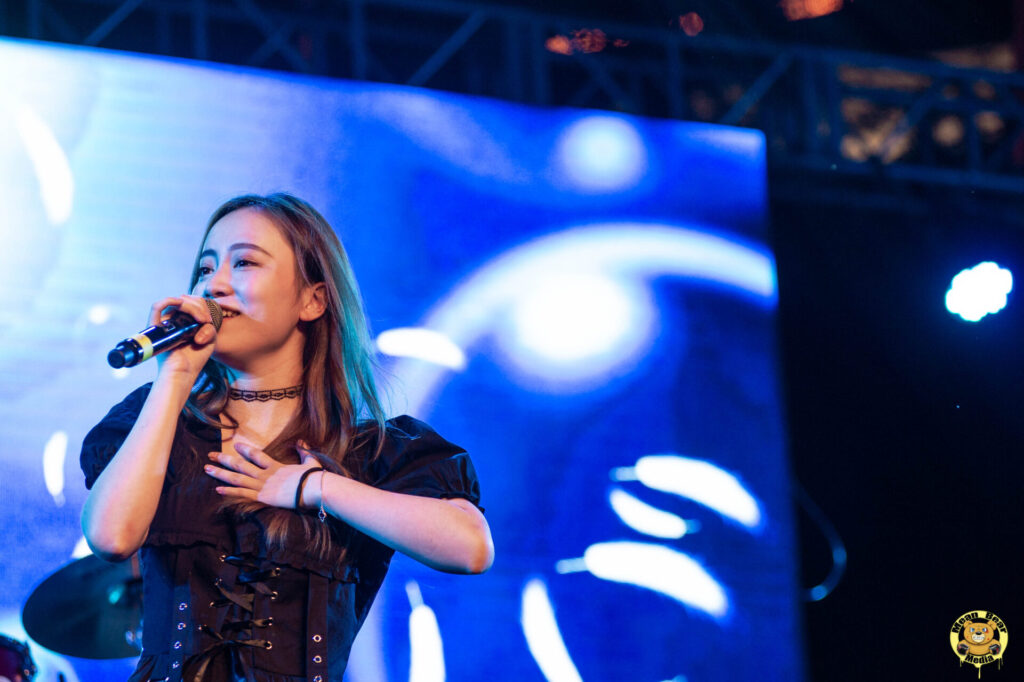 D3S_7202-681x1024 朱青菁, 田木子 and 唐瑶 playing at 西津渡 Zhenjiang China 2020