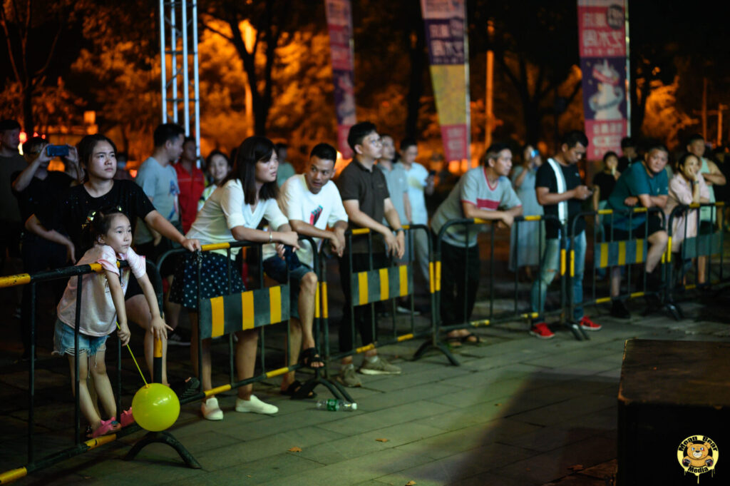 D3S_7202-681x1024 朱青菁, 田木子 and 唐瑶 playing at 西津渡 Zhenjiang China 2020
